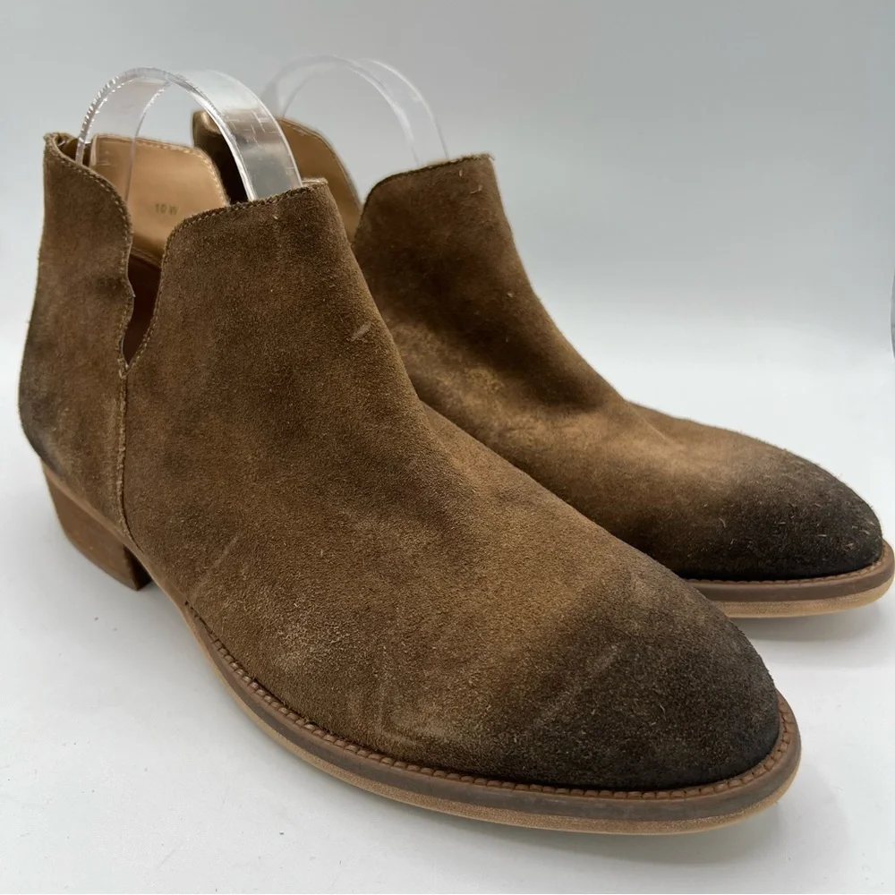 Vaneli Women’s Chelsea Ankle Boots Sz 10W Brown Suede Slip On Classic Burnished